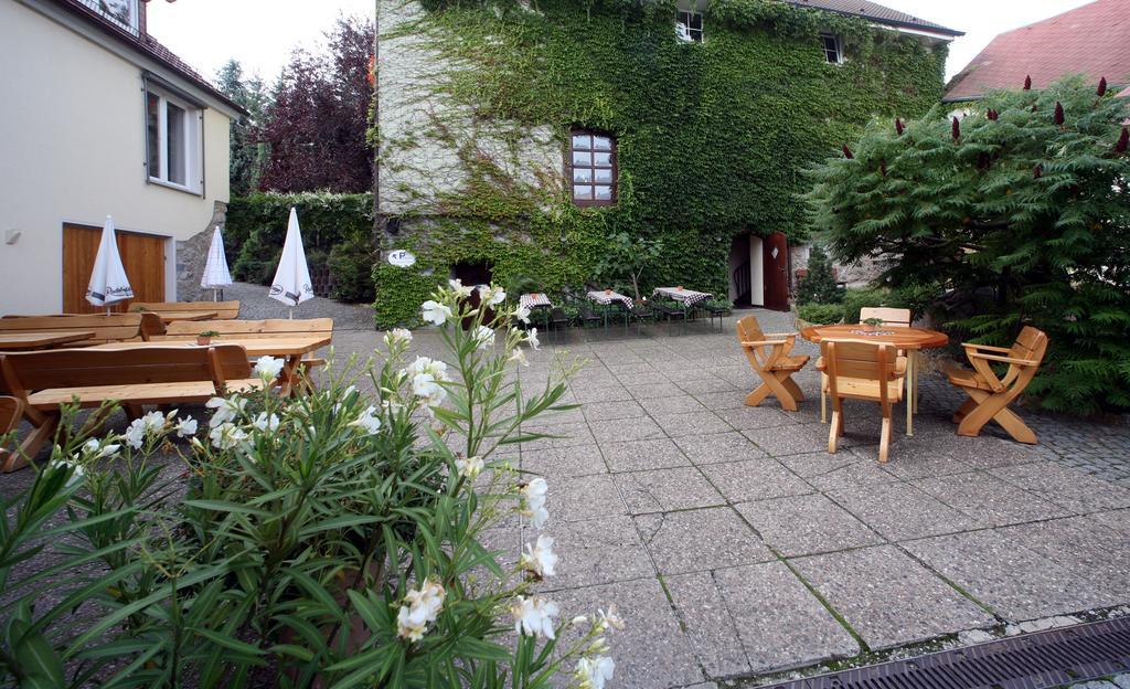 ホテルLandhaus Marsdorf ドレスデン エクステリア 写真